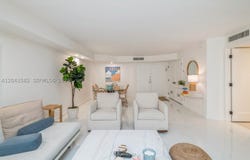 6423 Collins Ave, Miami Beach, FL 33141