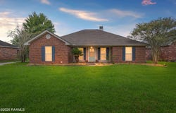 105 Kettle Court, Broussard, LA 70518