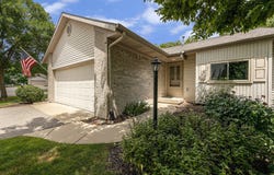 2598 Falcon Wood Drive NW, Walker, MI 49534