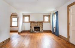 115 Overlook Ter, Bloomfield Twp., NJ 07003-2916