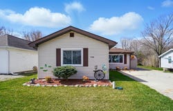 7760 S 140 E Witmer Lake, Wolcottville, IN 46795-9000