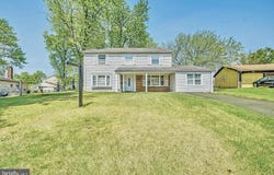 125 BAYBERRY LANE, WILLINGBORO, NJ 08046