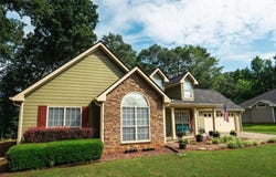 1415 Red Oak Way, Winder, GA 30680