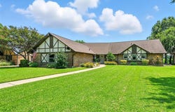1112 Meadow Crest Lane, Mansfield, TX 76063