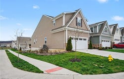 1610 Mud Brook Lane, Akron, OH 44313