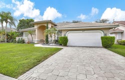 351 NW 110th Ave, Plantation, FL 33324