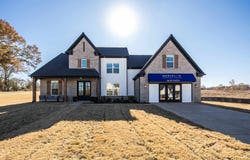 15 HUGHETTA St, Oakland, TN 38060