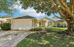 2124 POND SPRING Way, Fleming Island, FL 32003