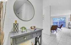 466 Crescent St, Oakland, CA 94610