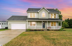 753 Deer Run Drive, Mt Pleasant, MI 48858