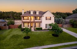 7701 Crackling Creek DR, Austin, TX 78736