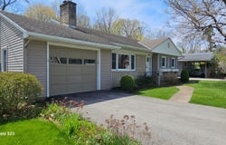 1313 E 4th Street, Marblehead, OH 43440