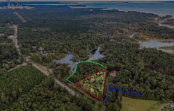 Christina Lane, Cross, SC 29436