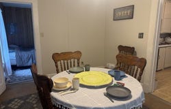 1221 E Scott Street, Springfield, MO 65802