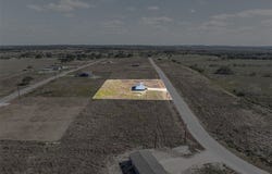 330 Beckham Dr, Dale, TX 78616