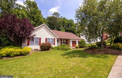 2707 BEACON DRIVE, SINKING SPRING, PA 19608