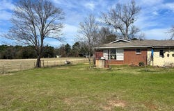 907 County Road Se 3430, Winnsboro, TX 75494