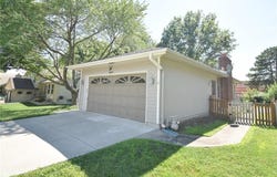 10504 N Cherry Drive, Kansas City, MO 64155