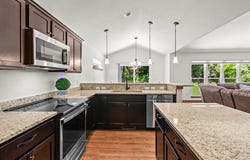 1734 Arthurs Pass, Oconomowoc, WI 53066