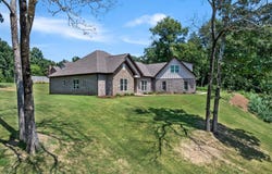59 Branch View Ct, Florence, AL 35634