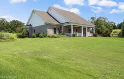 384 Moore Crossing, Byhalia, MS 38611