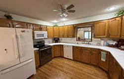 1443 E Powell Street, Springfield, MO 65804