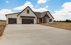 9966 E Farm Road 186, Rogersville, MO 65742