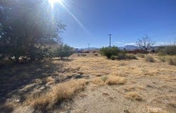 8521 Fremontia WAY, Lake Isabella, CA 93240
