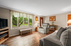 2203 E BUCK ROAD, PENNSBURG, PA 18073