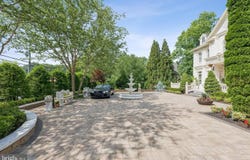 423 SENECA RD, GREAT FALLS, VA 22066