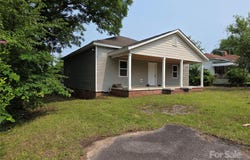 38 Holly Street, Great Falls, SC 29055
