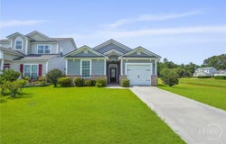 224 Chapel Lake S, Savannah, GA 31419