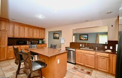 17-15 Radburn Rd, Fair Lawn Boro, NJ 07410-4415