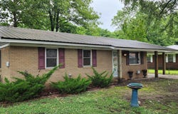 211 Raymond Circle Dr Street, McCrory, AR 72101