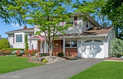 11 Diana Court, East Brunswick, NJ 08816