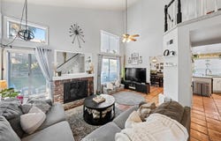 21617 Bedford Way, Saugus, CA 91350