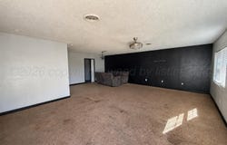 1012 E Foster Ave, Pampa, TX 79065