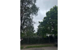 69 E Woodrow Avenue, Columbus, OH 43207