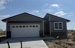 551 NW Rockwood Lane, Grimes, IA 50111