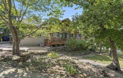 692 Indian Valley Road, Branson West, MO 65737