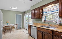 1018 Ridgeway Avenue, Signal Mountain, TN 37377
