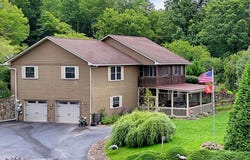50 Chatuge Shores, Hayesville, NC 28904