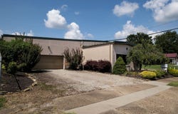 87 Olive St, Gallipolis, OH 45631