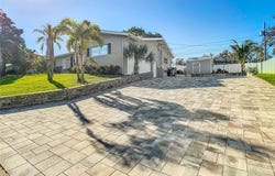 1247 HOLIDAY DRIVE, TARPON SPRINGS, FL 34689