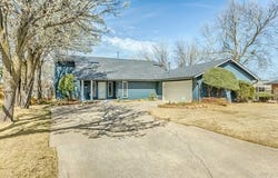 2905 Lamp Post Lane, Oklahoma City, OK 73120
