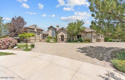 2550 Old Waverly Court, Sparks, NV 89436