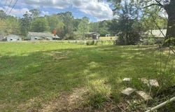 101 W BLUFORD Street, CLINTON, SC 29325