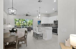 268 Indies Dr E, NAPLES, FL 34114
