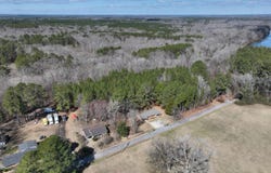 4 Dobbs Street, Halifax, NC 27839