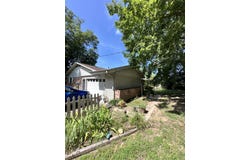 2605 W Commercial Street, Ozark, AR 72949